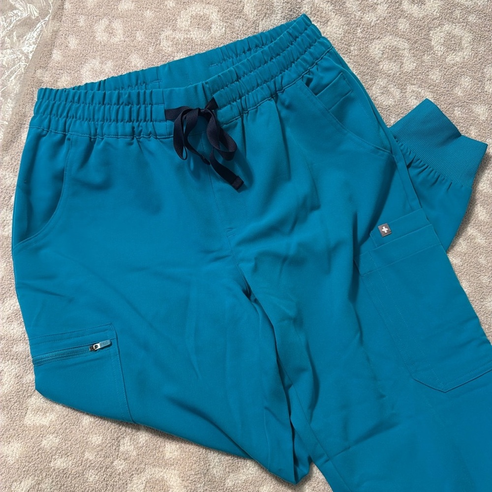 figs teal scrubs